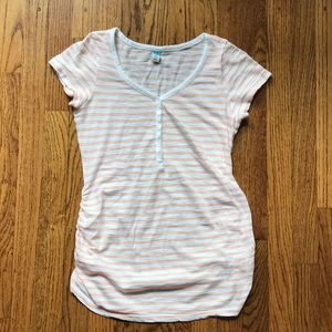 MATERNITY • OLD NAVY tee